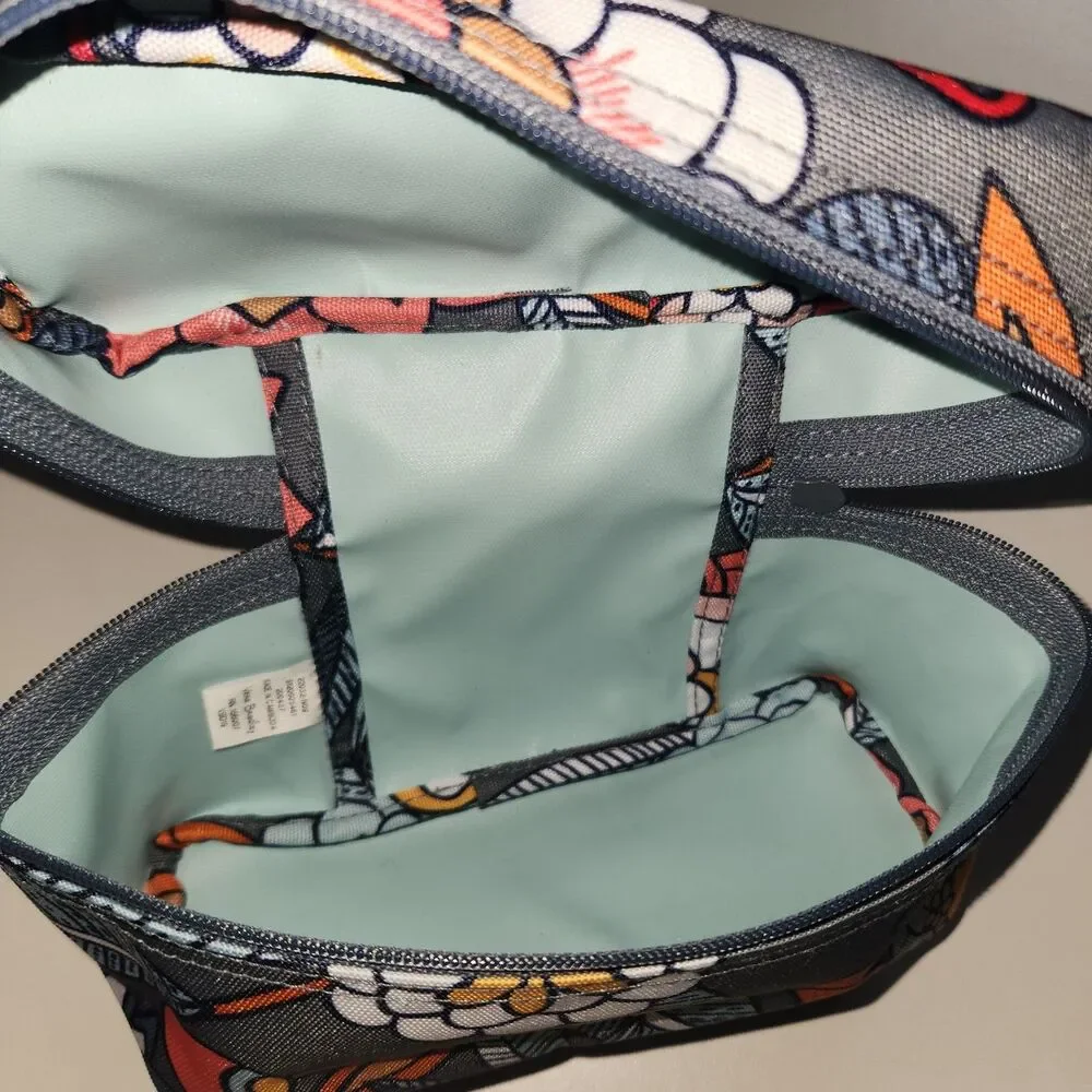 Vera Bradley Zipper Makeup Bag Gray Multicolor Floral Fabric 8x5x3 in